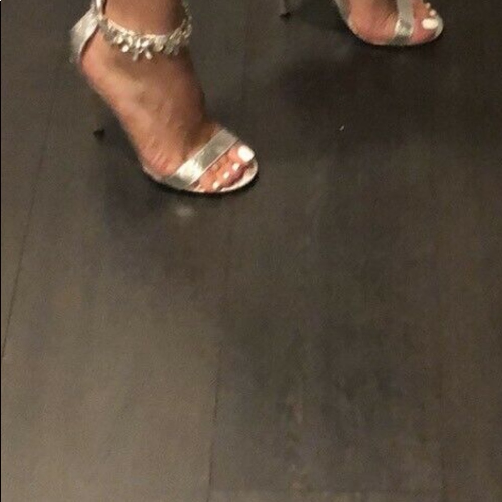 Shoes - Picture 7 of 10